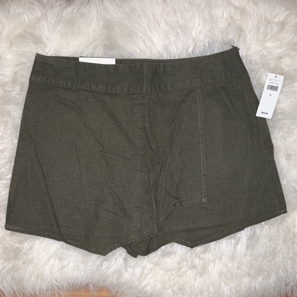 NWT Gap Green Skort - Picture 1 of 5